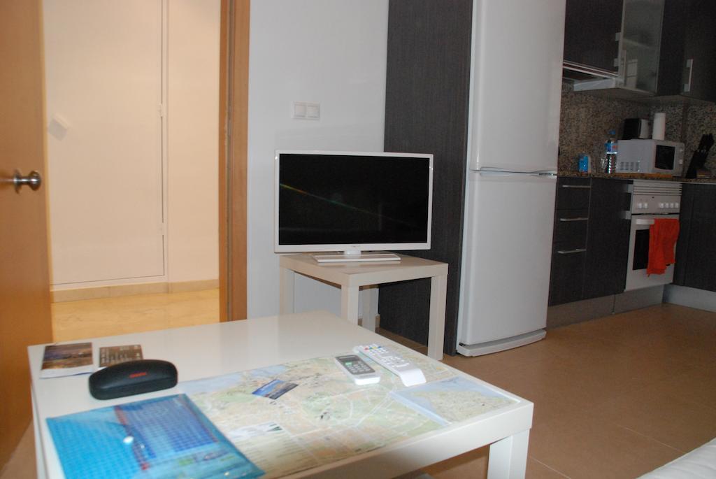 Apartamentos Santa Barbara Alicante Ruang foto