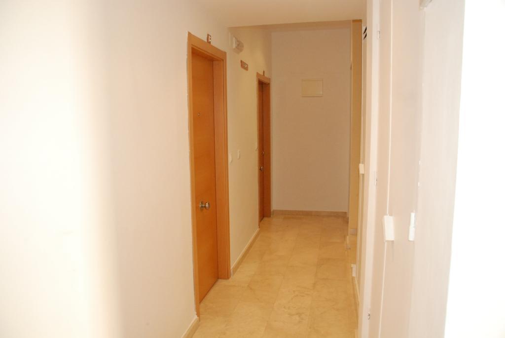 Apartamentos Santa Barbara Alicante Ruang foto