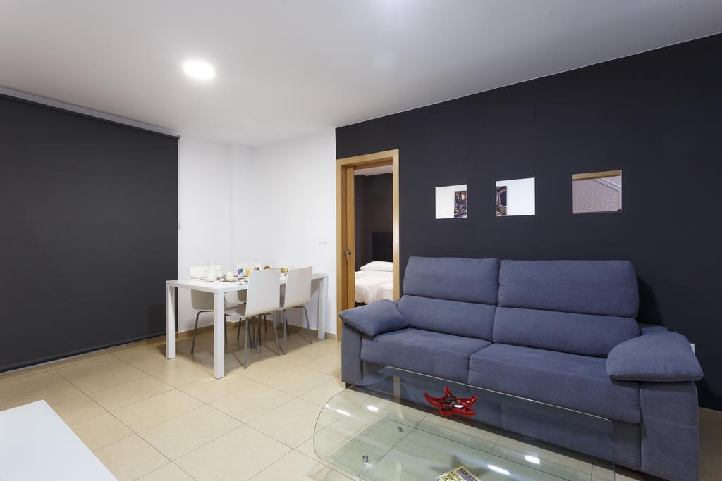 Apartamentos Santa Barbara Alicante Bagian luar foto